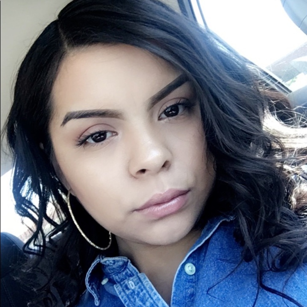 Meet your Posher, Jessica